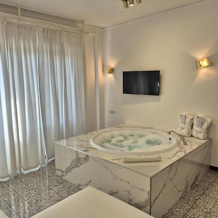 Eveline Portosole Hotel ซานเรโม ภายนอก รูปภาพ