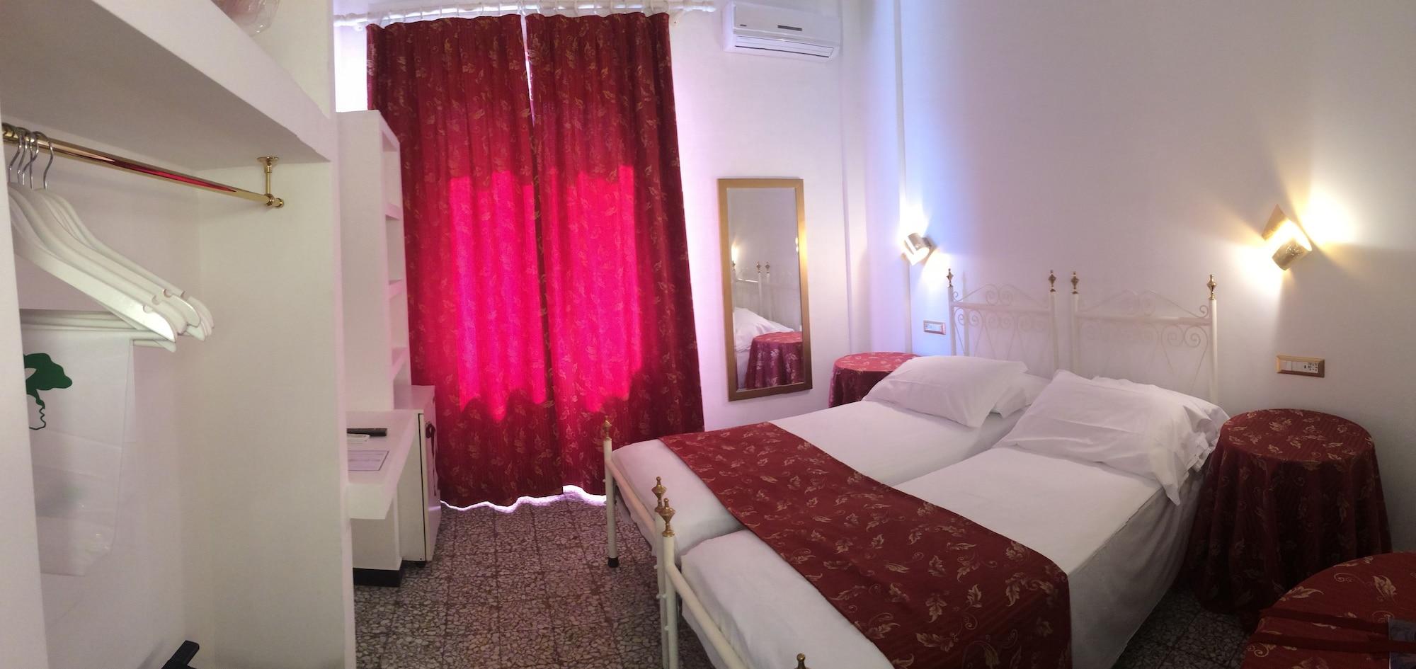 Eveline Portosole Hotel ซานเรโม ภายนอก รูปภาพ