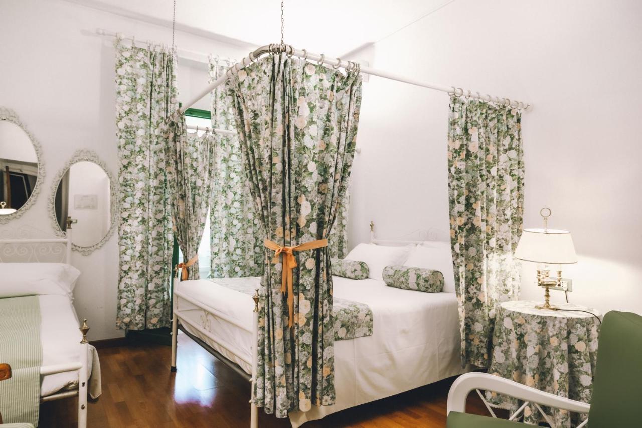 Eveline Portosole Hotel ซานเรโม ภายนอก รูปภาพ